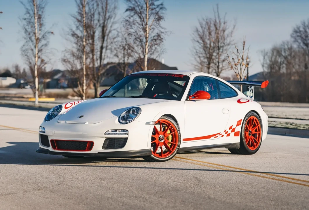 2010 Porsche 997 GT3 RS - Image 2 of 6