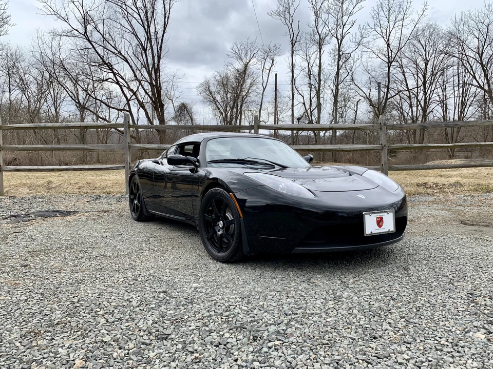 2010 Tesla Roadster - Image 8 of 31