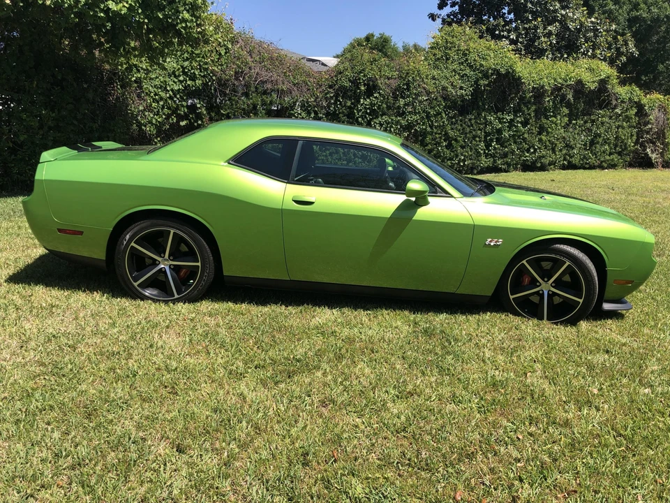 2011 Dodge Challenger SRT8 & 392 3rd Gen - Image 10 of 31