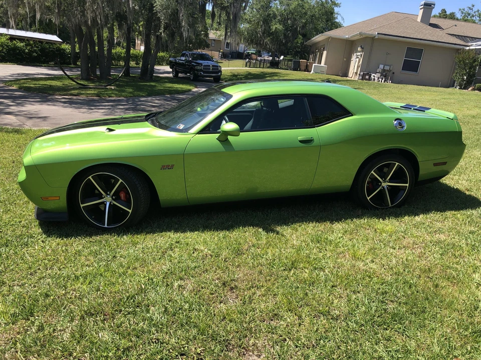 2011 Dodge Challenger SRT8 & 392 3rd Gen - Image 5 of 31
