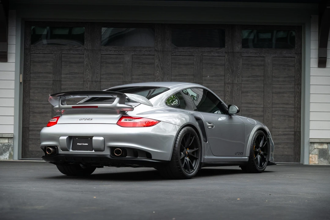 2011 Porsche - Image 22 of 31