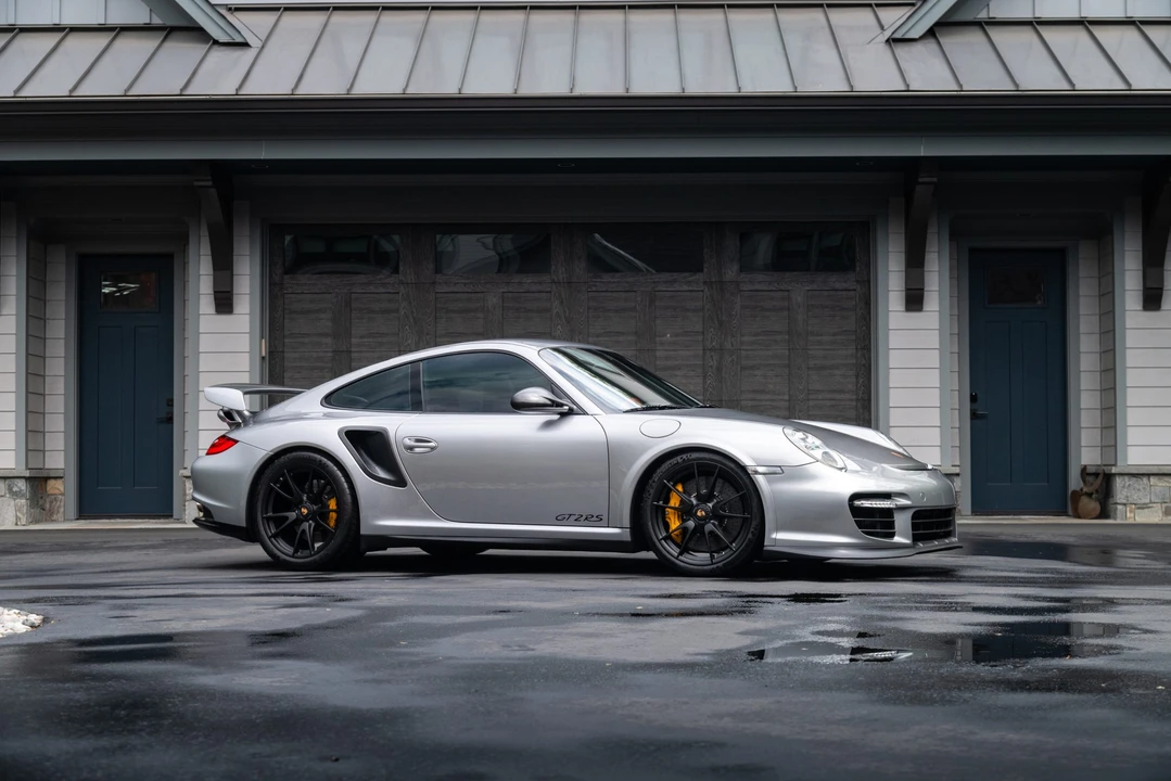2011 Porsche - Image 18 of 31