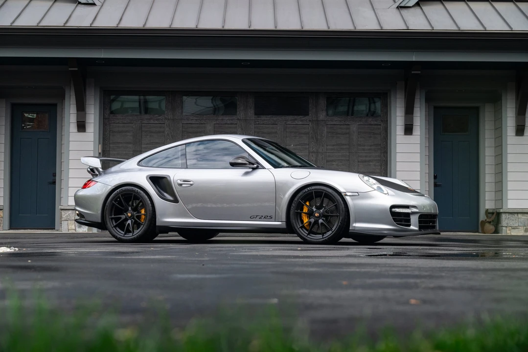 2011 Porsche - Image 16 of 31
