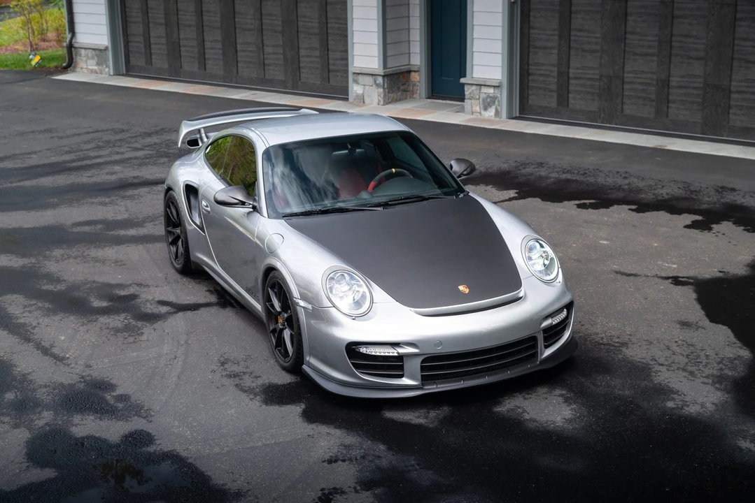 2011 Porsche - Image 12 of 31
