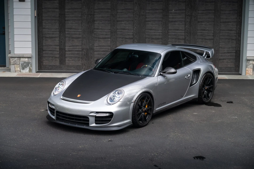 2011 Porsche - Image 9 of 31