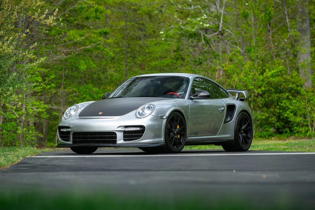 2011 Porsche - Image 4 of 31