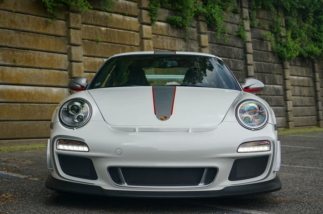 2011 Porsche 997 GT3 RS 4.0 - Image 4 of 6