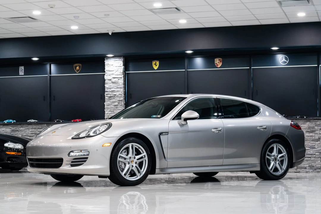 2011 Porsche 970 Panamera S - Image 2 of 31