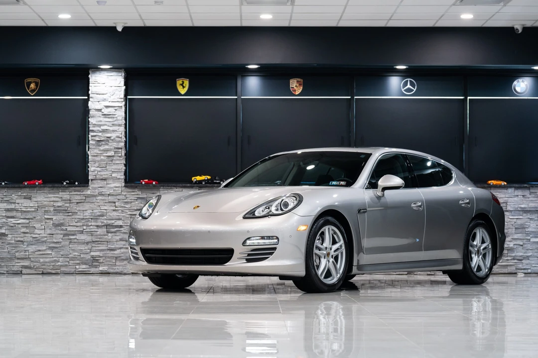 2011 Porsche 970 Panamera S - Image 5 of 31