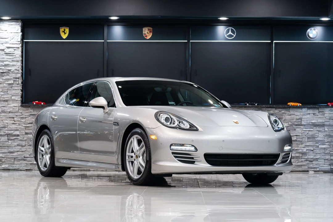 2011 Porsche 970 Panamera S - Image 14 of 31