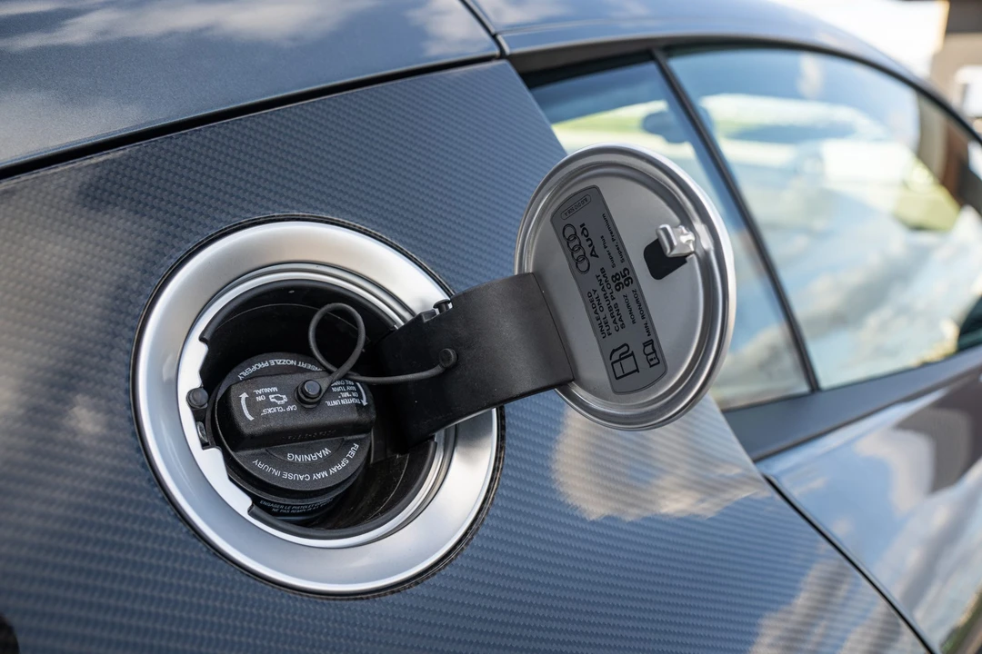 2012 Audi 42 R8 - Image 22 of 31