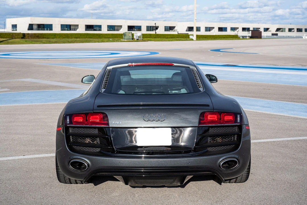 2012 Audi 42 R8 - Image 7 of 31