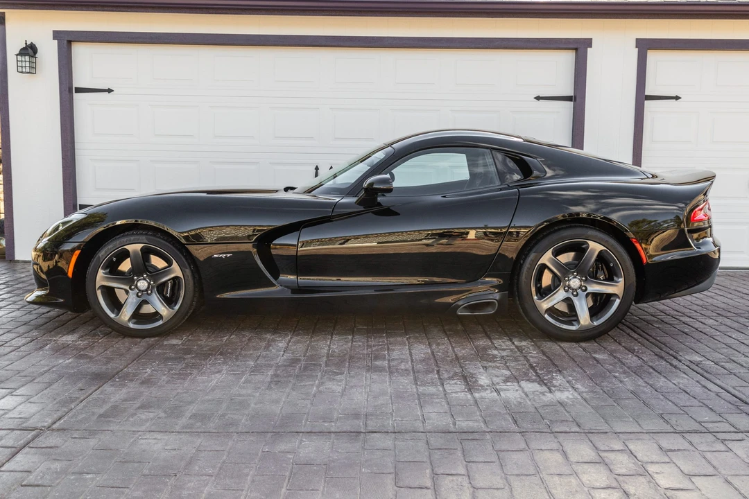 2013 Dodge Viper 5th Gen - Image 9 of 31