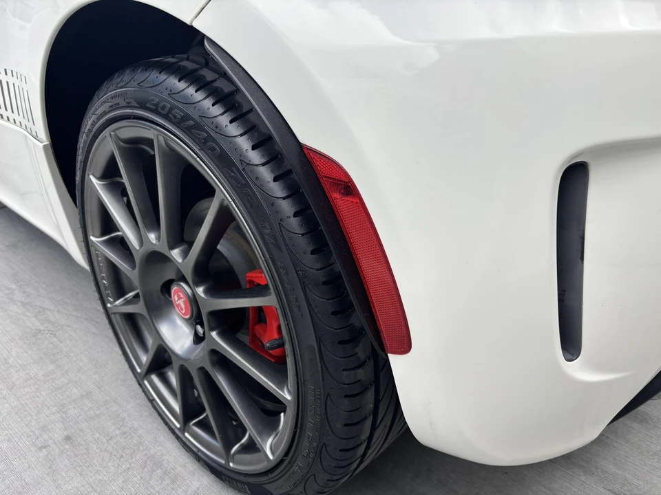 2013 Fiat Abarth 500 - Image 21 of 31