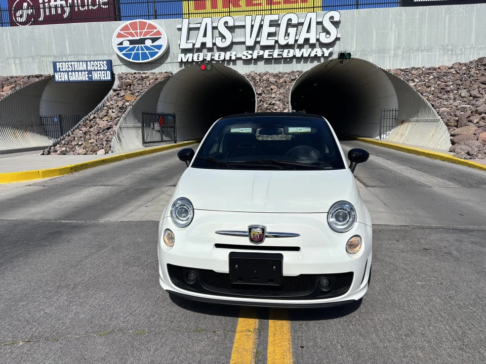 2013 Fiat Abarth 500 - Image 5 of 31
