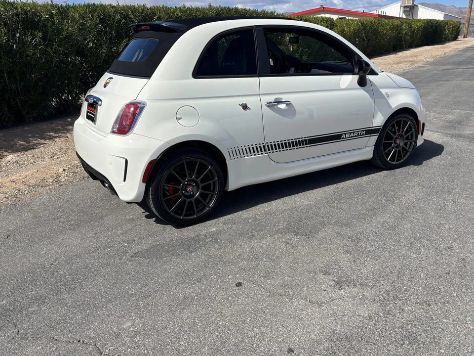 2013 Fiat Abarth 500 - Image 14 of 31