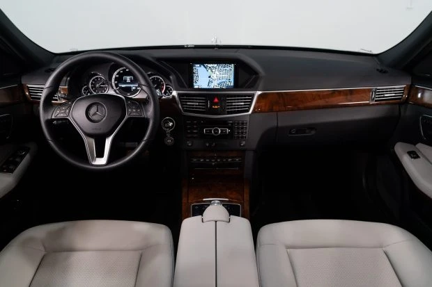 2013 Mercedes-Benz W212 E-Class - Image 5 of 8