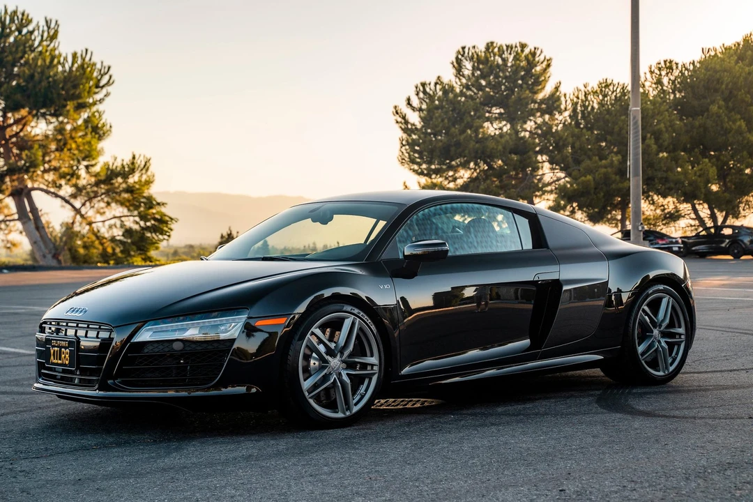 2014 Audi 42 R8 - Image 10 of 31