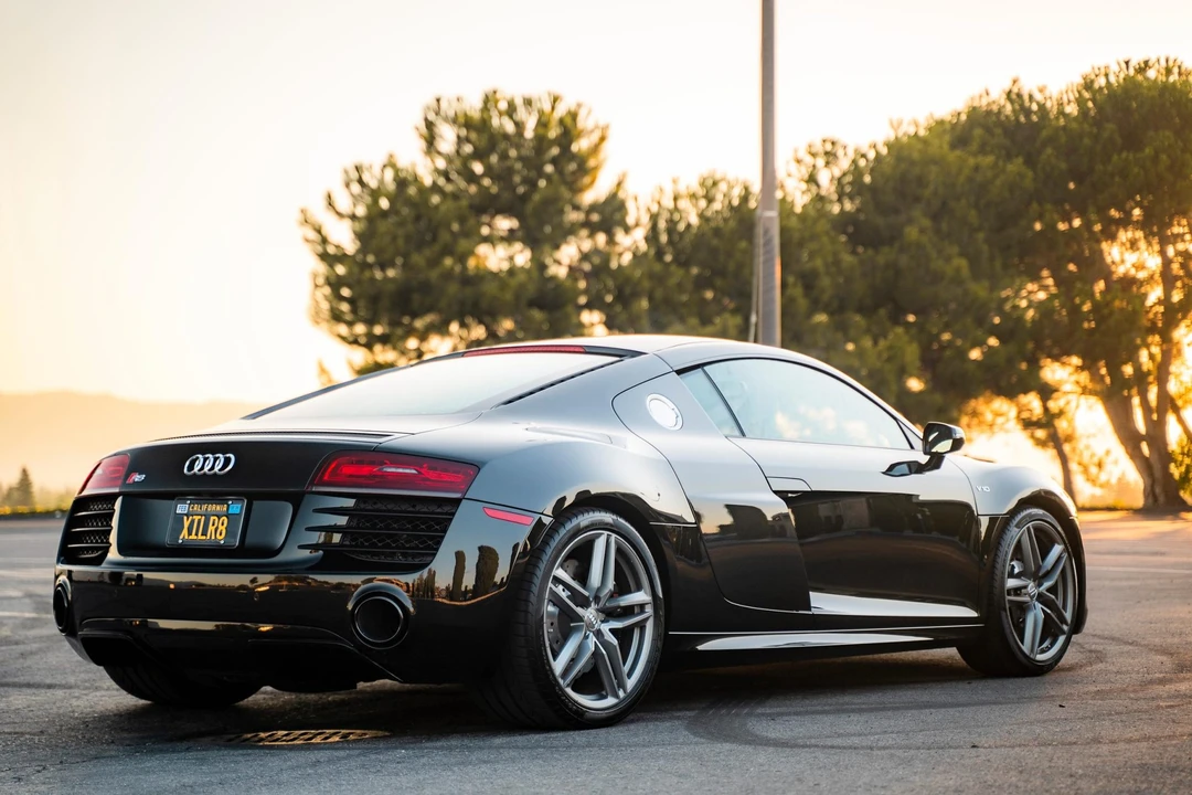 2014 Audi 42 R8 - Image 14 of 31