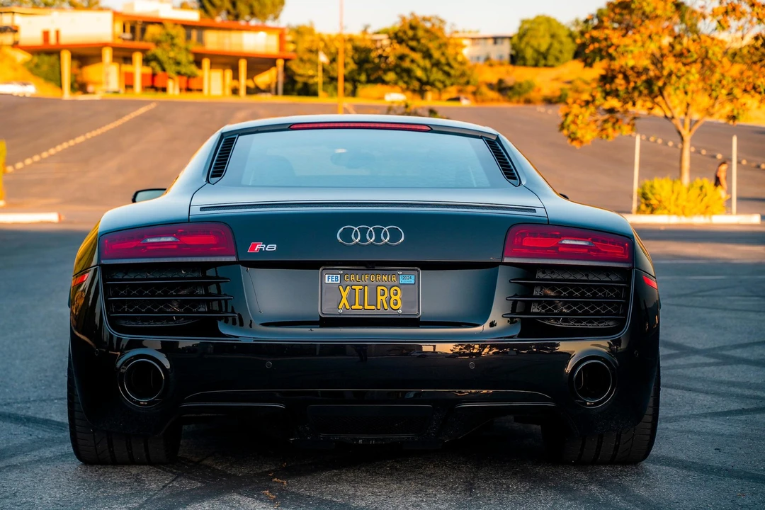 2014 Audi 42 R8 - Image 15 of 31