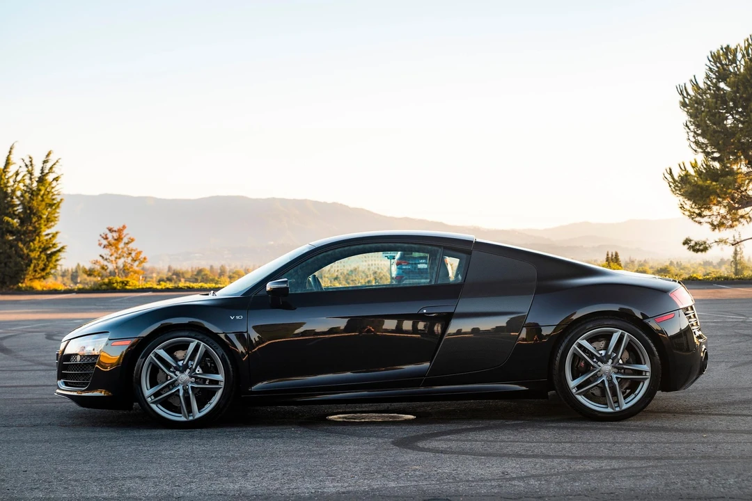 2014 Audi 42 R8 - Image 17 of 31