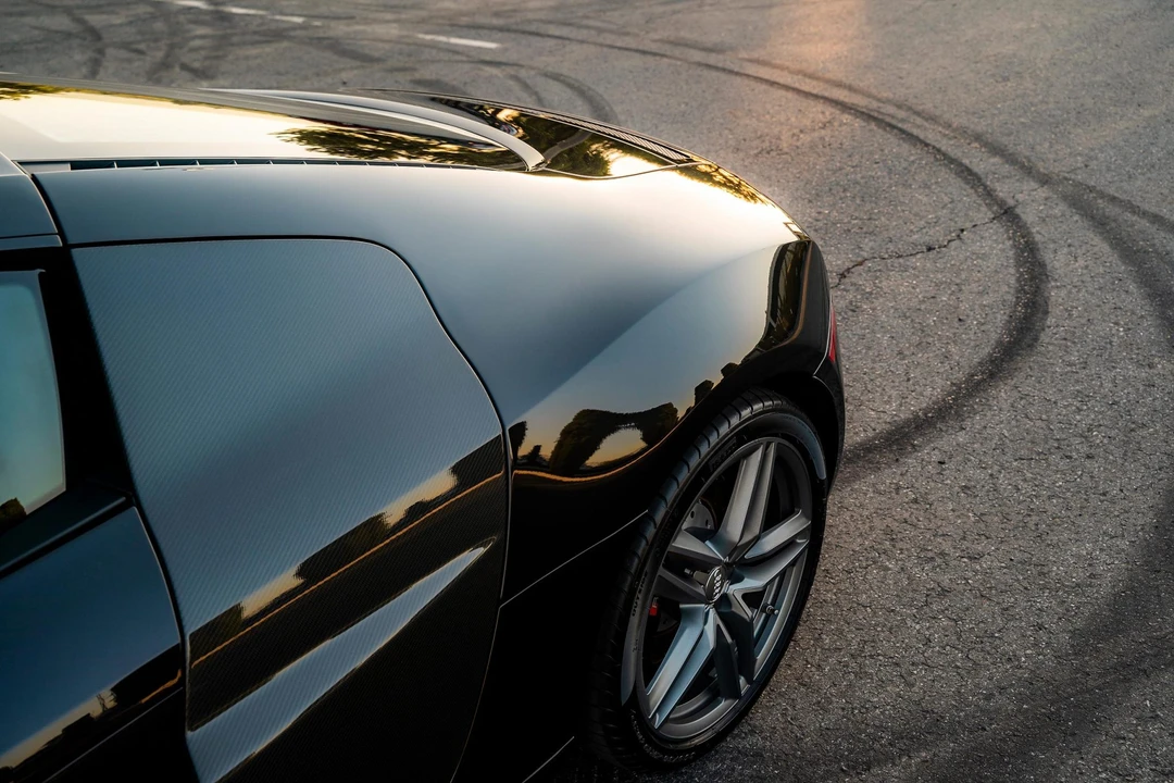 2014 Audi 42 R8 - Image 26 of 31