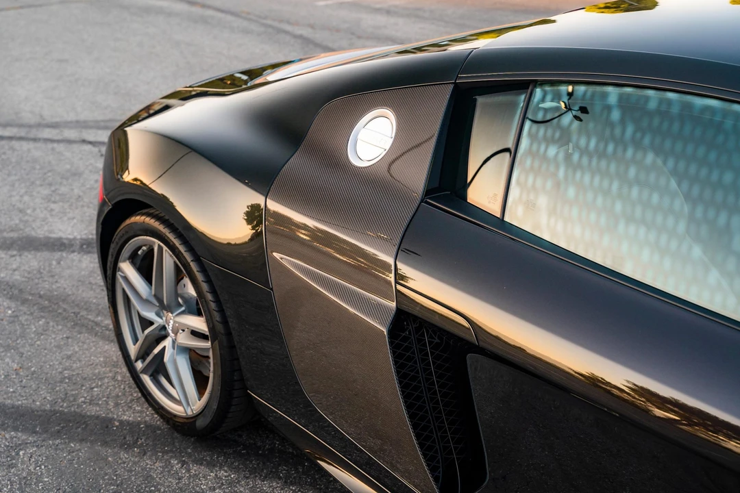2014 Audi 42 R8 - Image 29 of 31