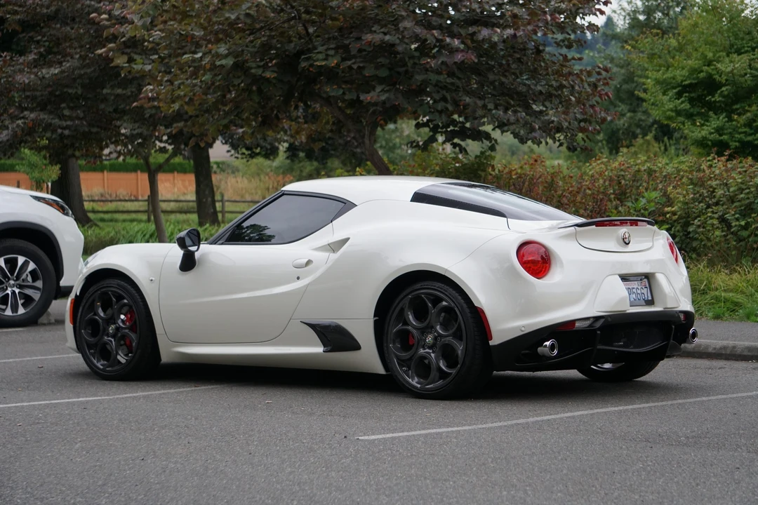 2015 Alfa Romeo 4C Coupe - Image 11 of 31
