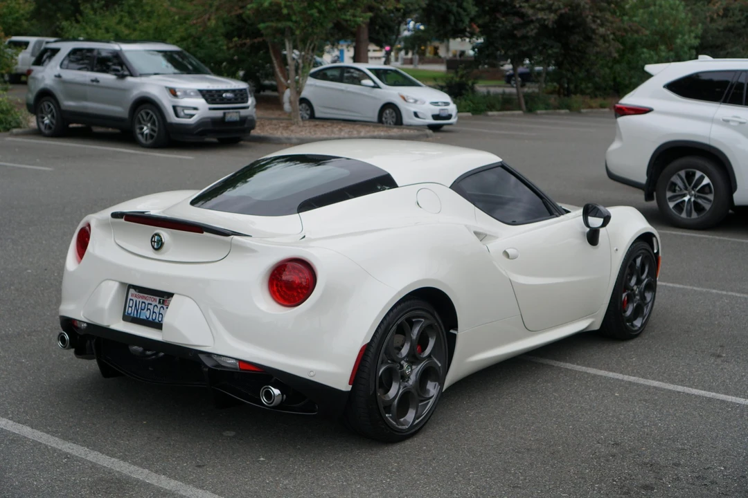 2015 Alfa Romeo 4C Coupe - Image 6 of 31