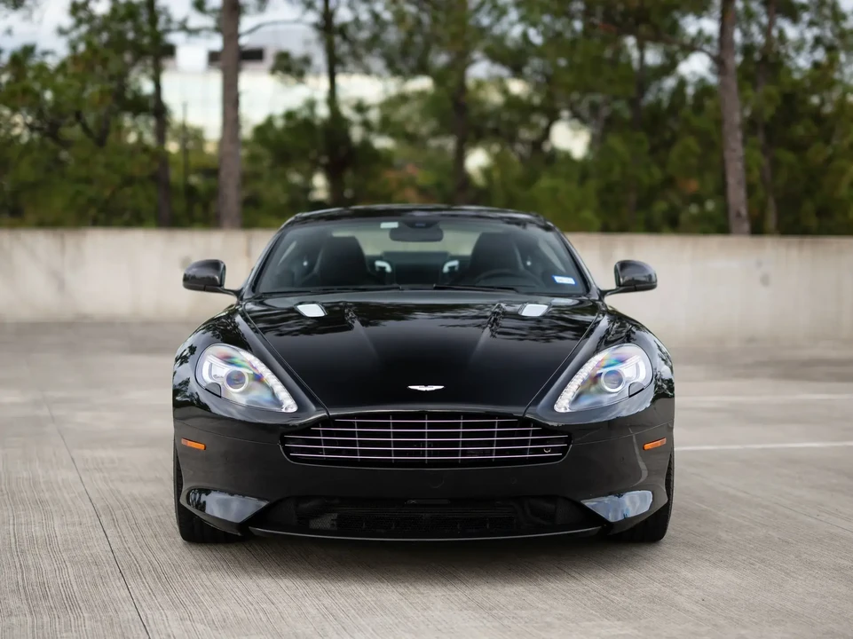2015 Aston Martin DB9 - Image 3 of 6