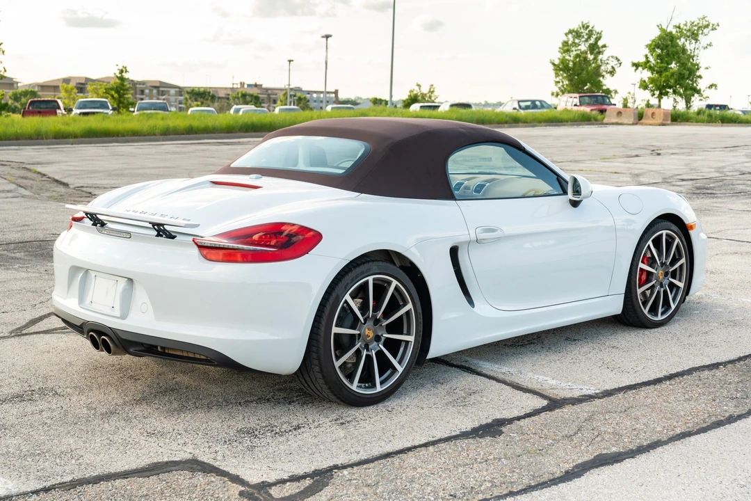 2015 Porsche 981 Boxster S - Image 14 of 31