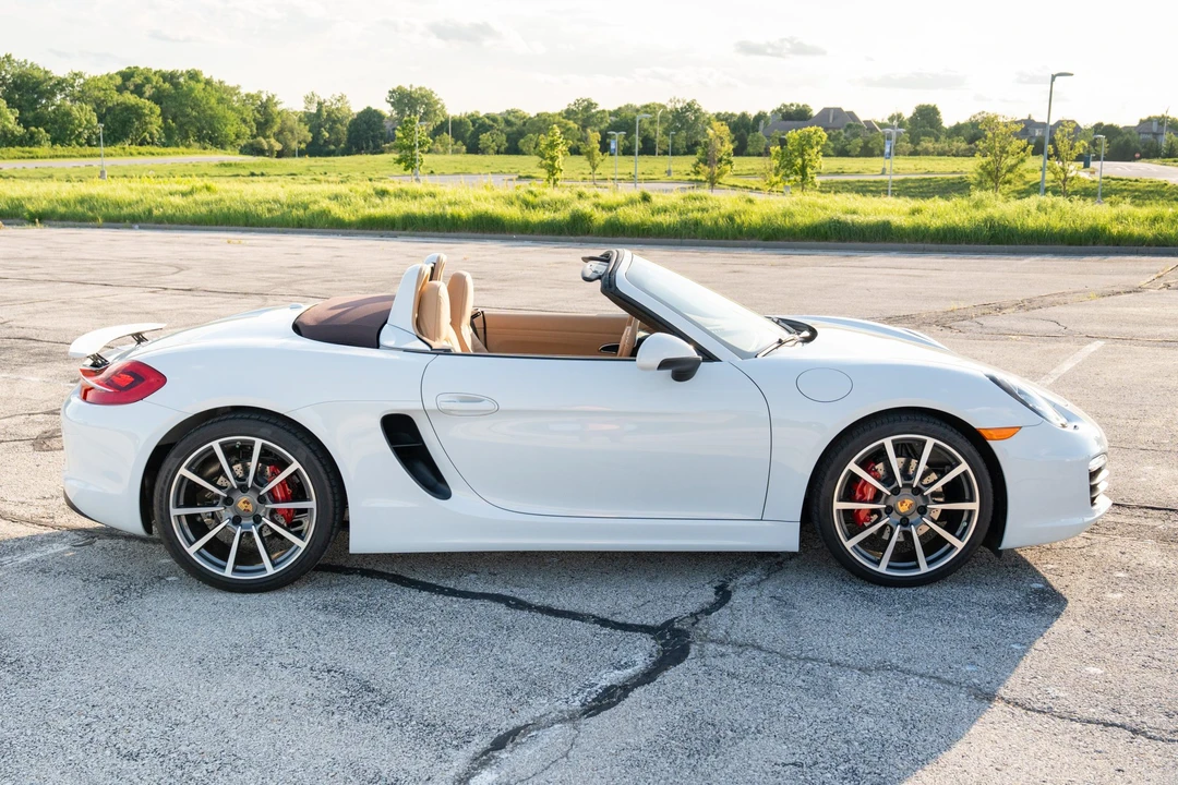 2015 Porsche 981 Boxster S - Image 5 of 31