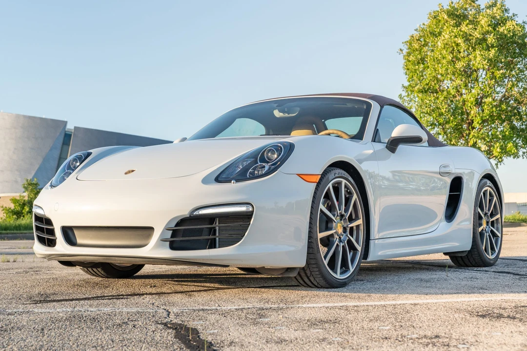 2015 Porsche 981 Boxster S - Image 24 of 31