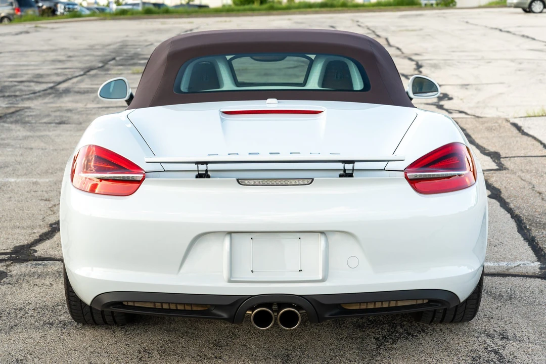 2015 Porsche 981 Boxster S - Image 15 of 31