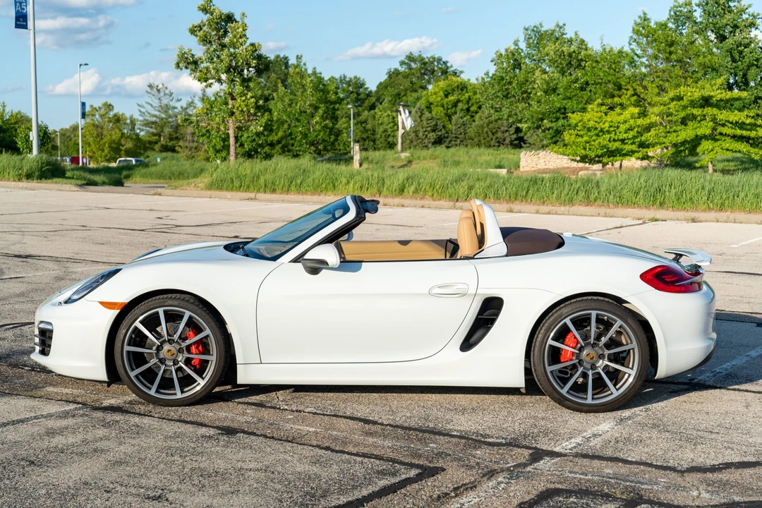 2015 Porsche 981 Boxster S - Image 9 of 31