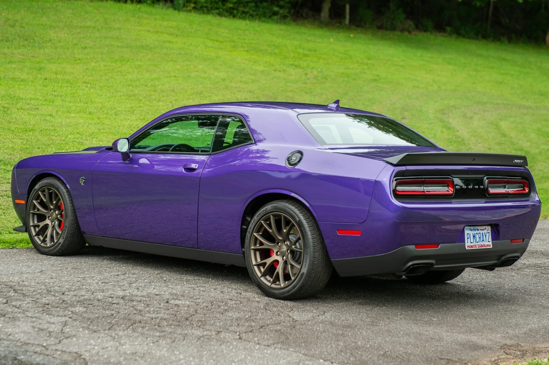 2016 Dodge Challenger SRT Hellcat 3rd Gen - Image 7 of 31