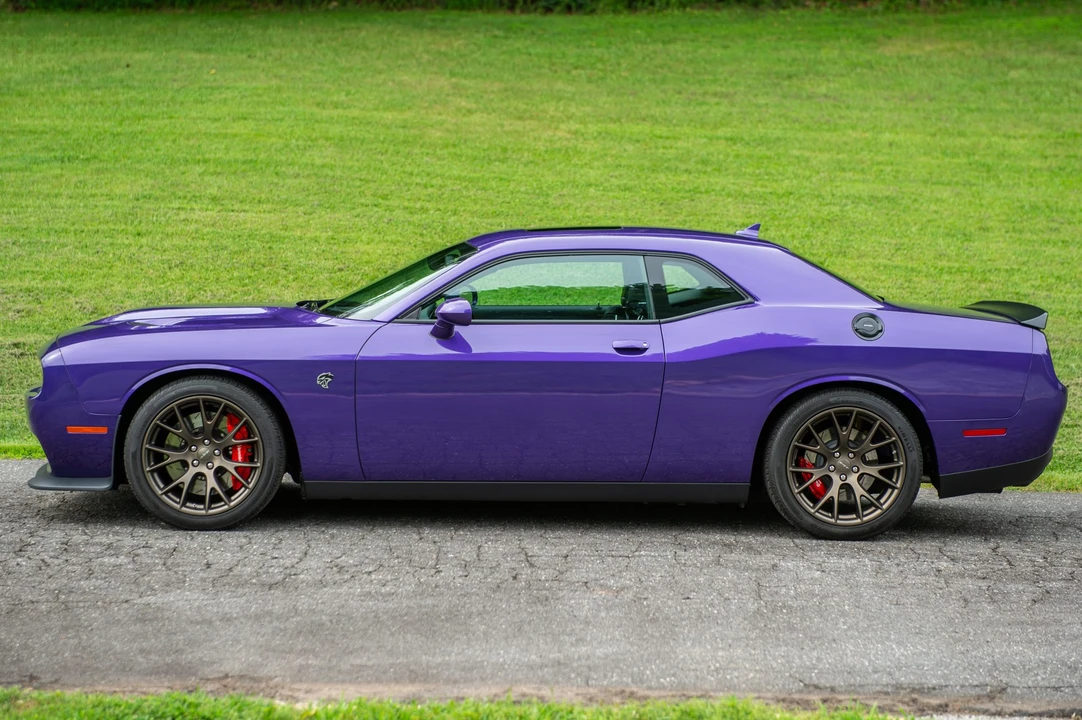 2016 Dodge Challenger SRT Hellcat 3rd Gen - Image 8 of 31