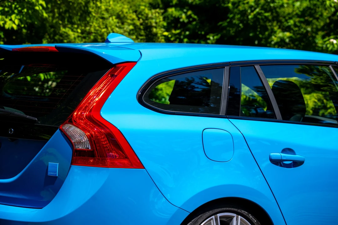 2017 Volvo V60 1st Gen - Image 28 of 31