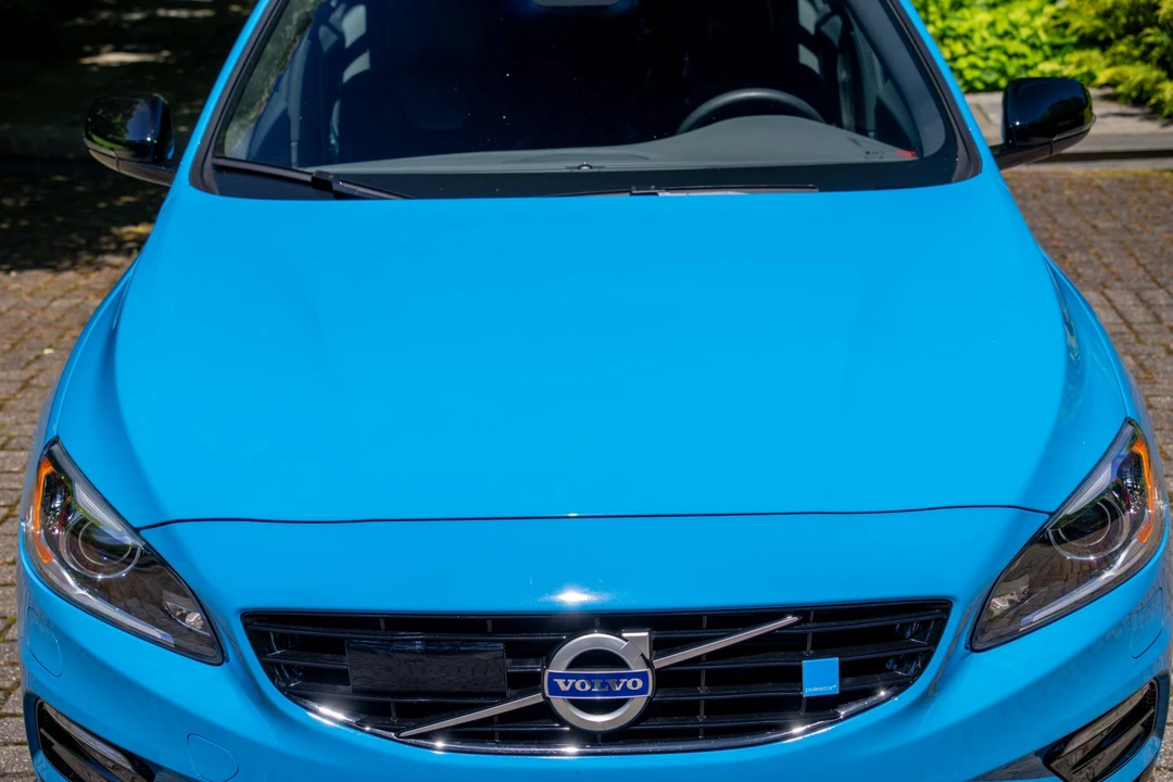 2017 Volvo V60 1st Gen - Image 14 of 31