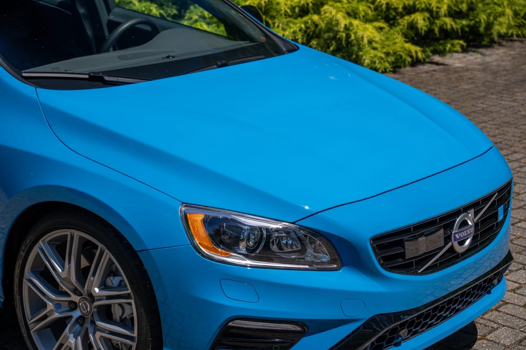 2017 Volvo V60 1st Gen - Image 16 of 31