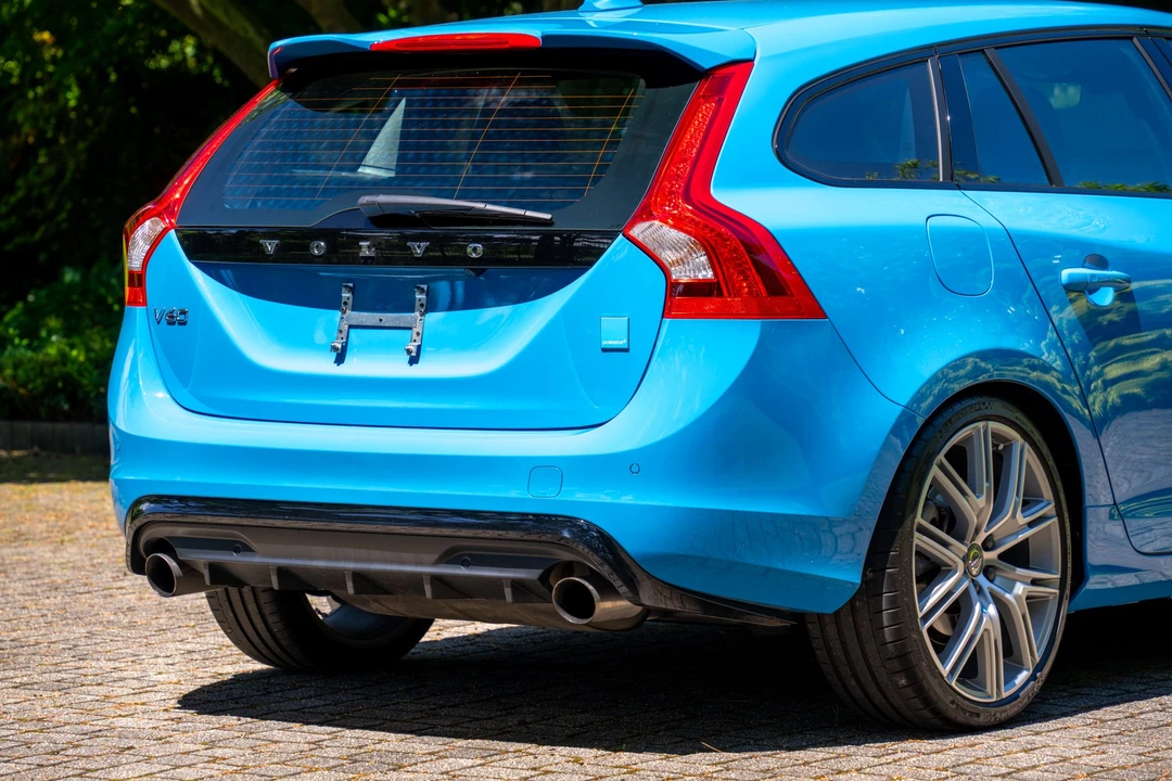 2017 Volvo V60 1st Gen - Image 26 of 31