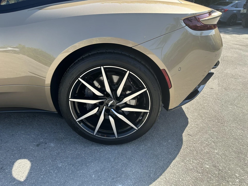 2018 Aston Martin DB11 V12 - Image 31 of 31