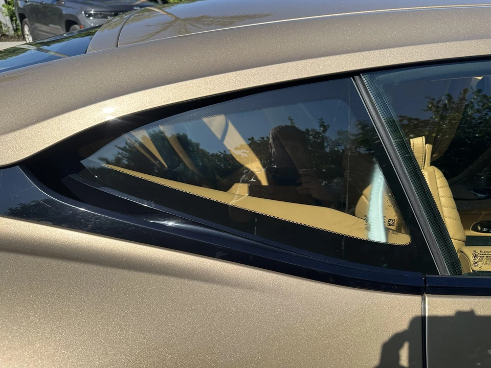 2018 Aston Martin DB11 V12 - Image 24 of 31