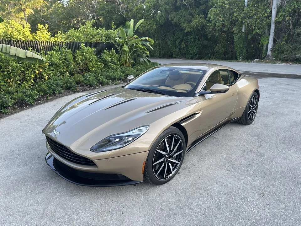 2018 Aston Martin DB11 V12 - Image 2 of 31