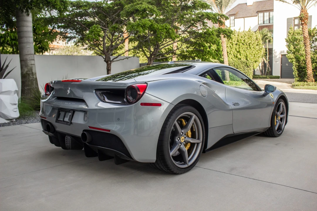 2018 Ferrari 488 GTB - Image 6 of 31