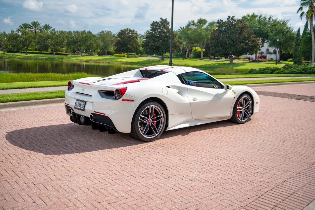 2018 Ferrari 488 Spider - Image 12 of 31