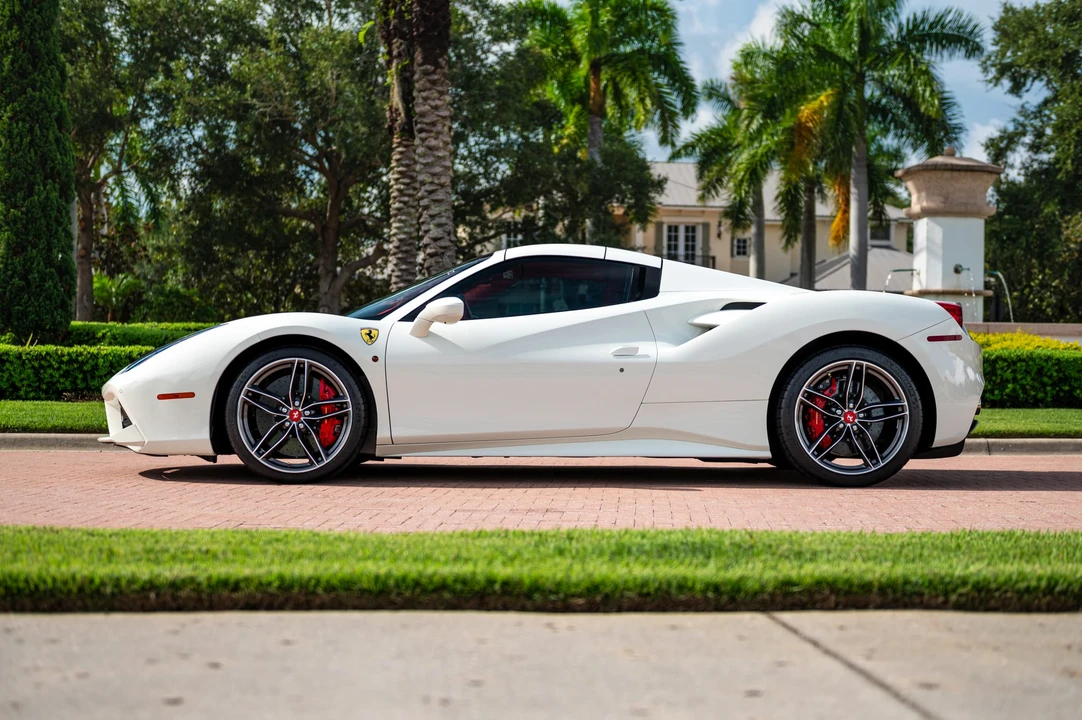 2018 Ferrari 488 Spider - Image 19 of 31