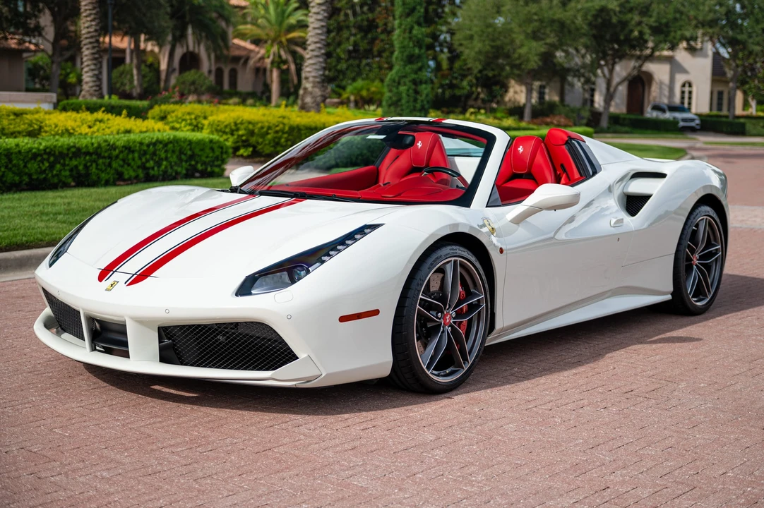 2018 Ferrari 488 Spider - Image 30 of 31