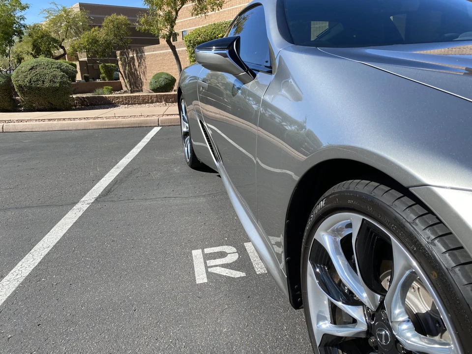2018 Lexus LC - Image 18 of 31
