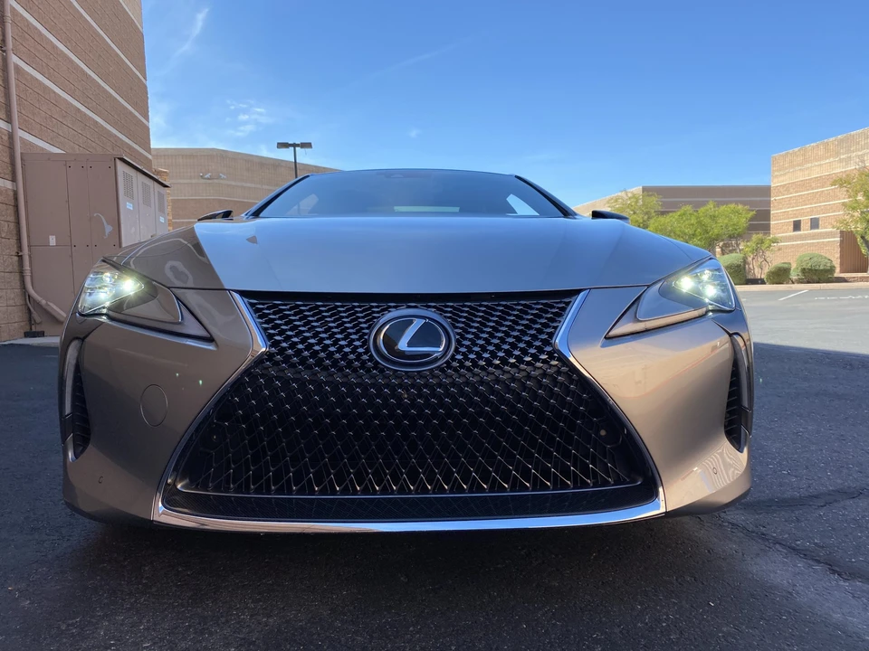 2018 Lexus LC - Image 14 of 31